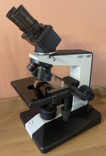Microscope leica biomed 4 - biomed, +